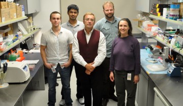 kge-Gregory-Evans-Retinal-Therapeutics-Lab-2011
